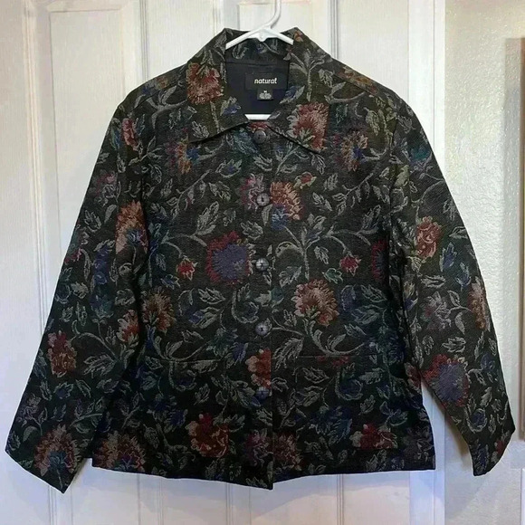 natural Jackets & Blazers - EUC Floral Upholstery 100% Cotton Lightweight Jacket Button Front Women’s Sz M